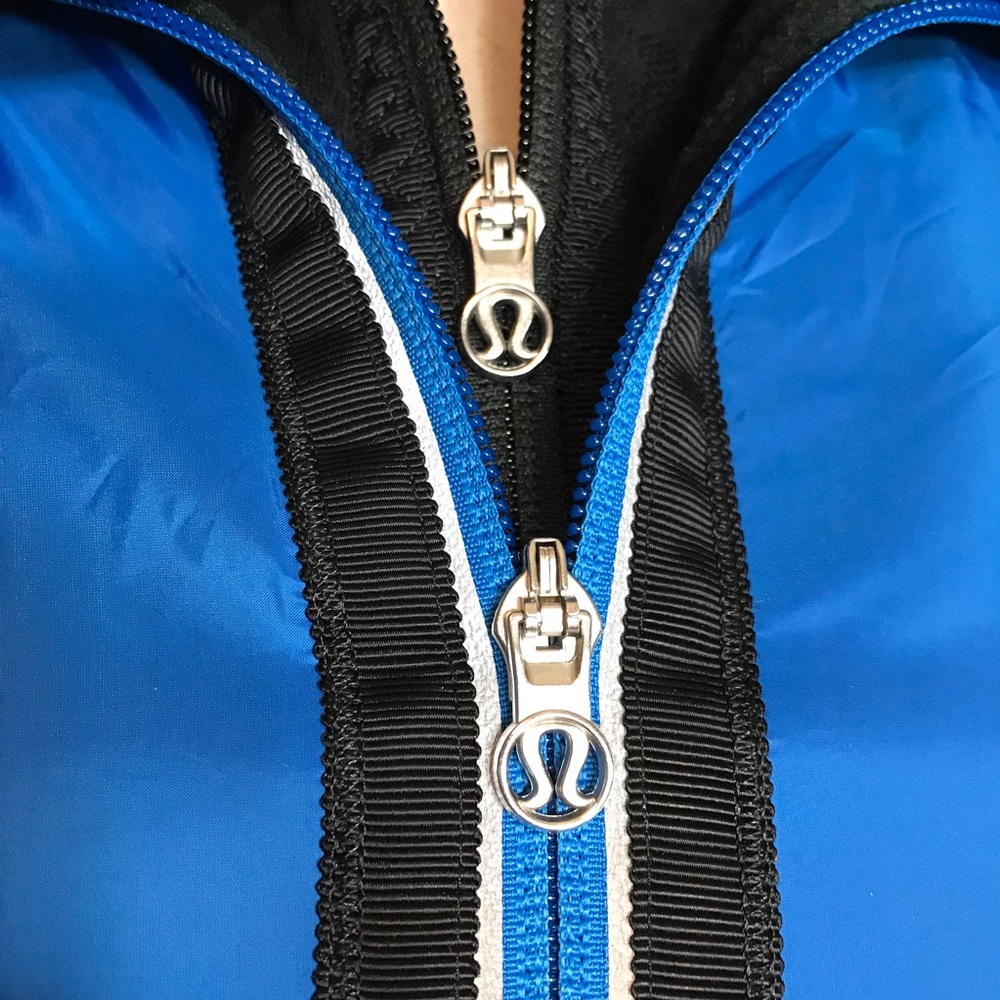 Lululemon Run Bundle Up Hooded Jacket Size 4 - image 7